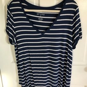 American Eagle Soft & Sexy V Neck Tee